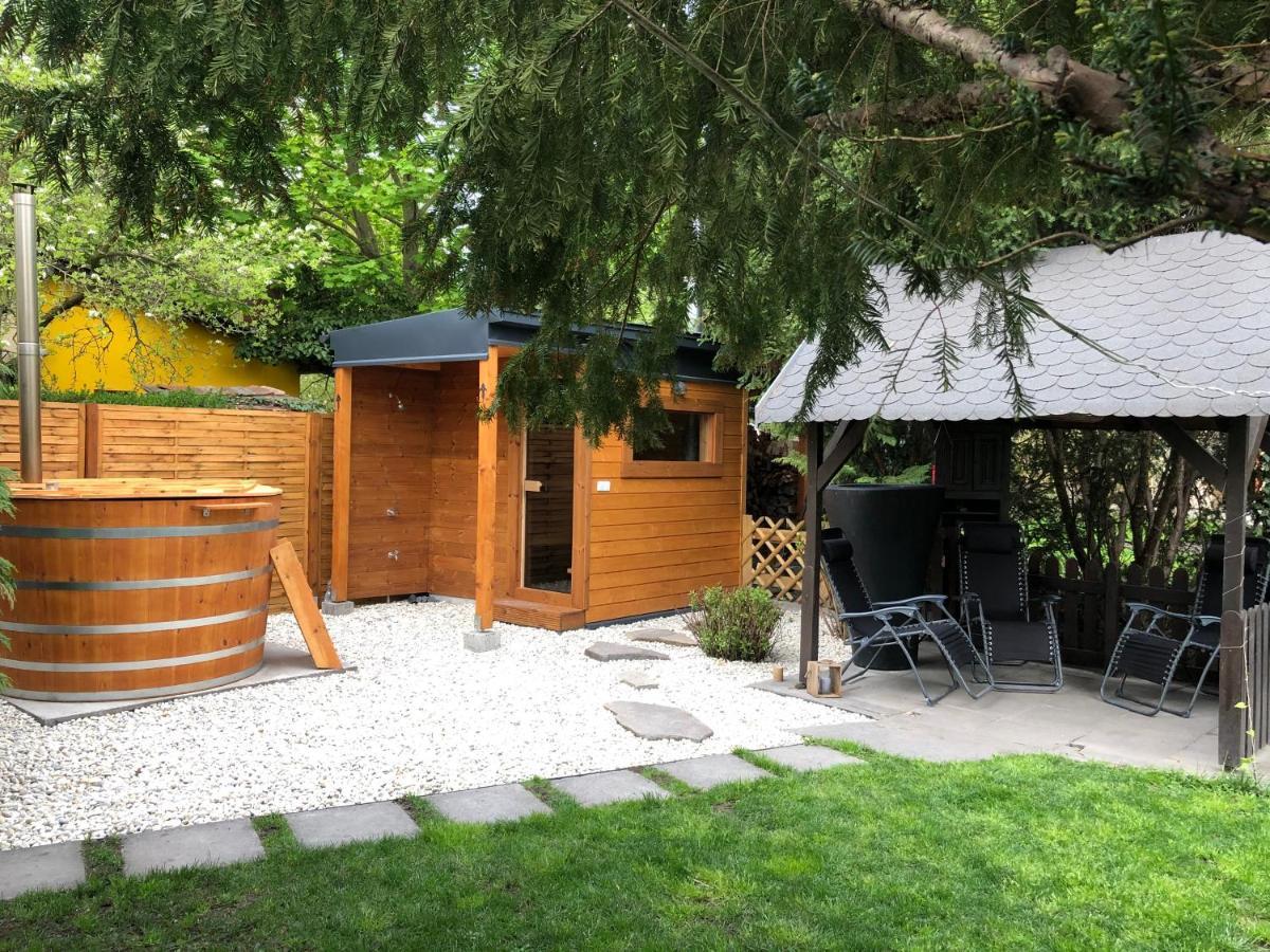 Iker Nyaralo Balatonfenyves Apartment Luaran gambar