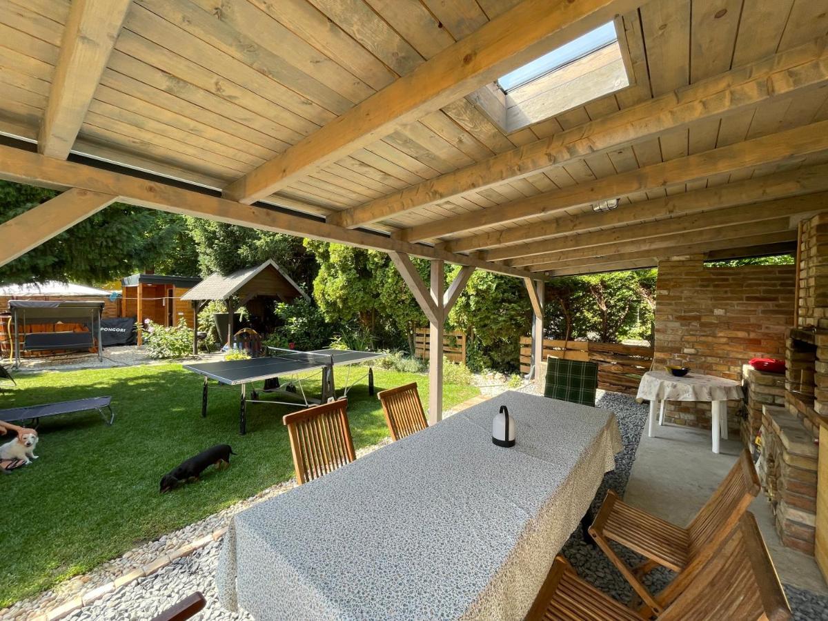 Iker Nyaralo Balatonfenyves Apartment Luaran gambar