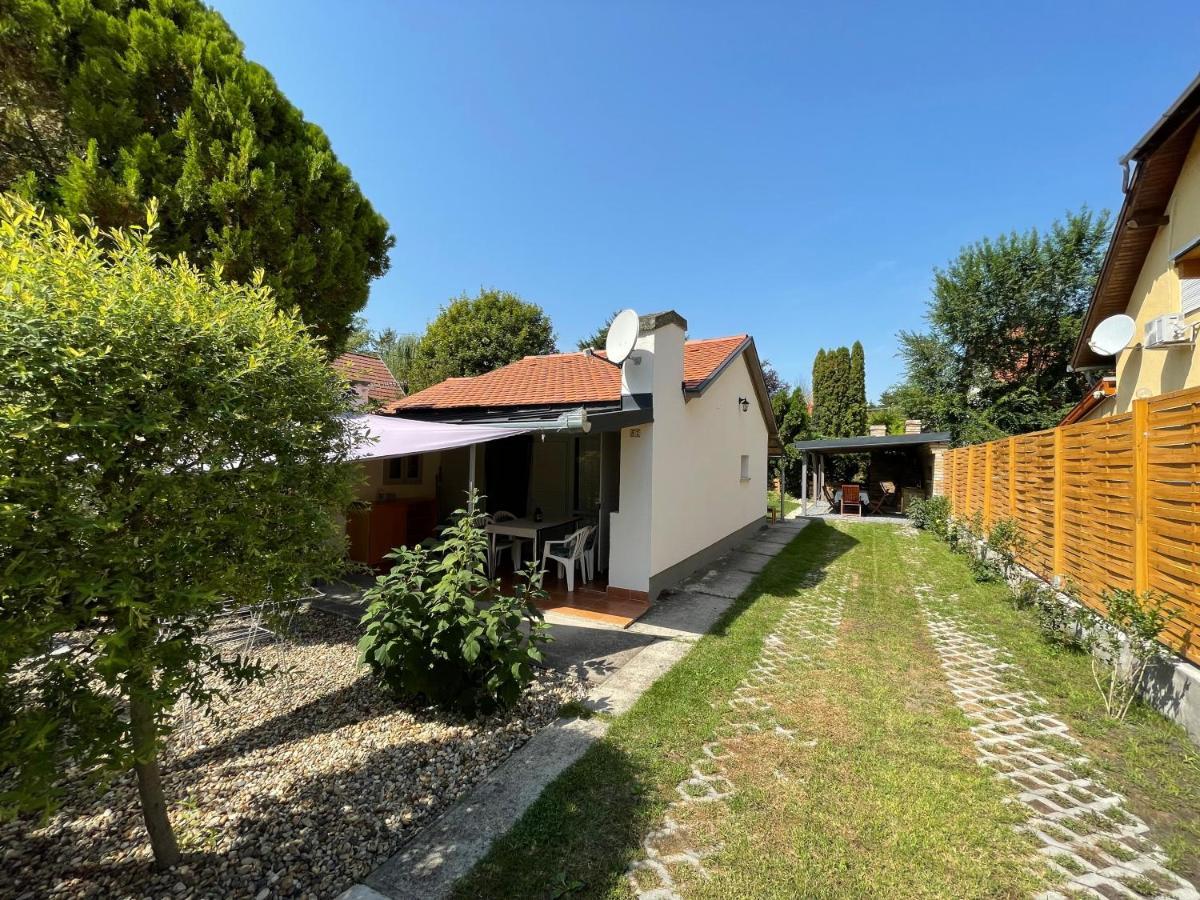 Iker Nyaralo Balatonfenyves Apartment Luaran gambar